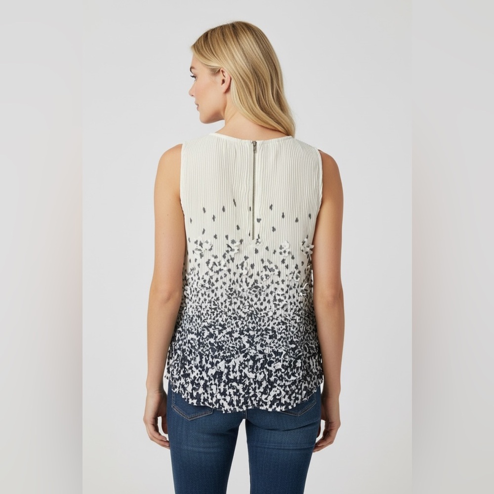BUTTERFLY WHISPER 3D PLISSE TANK TOP - Picture 2 of 10